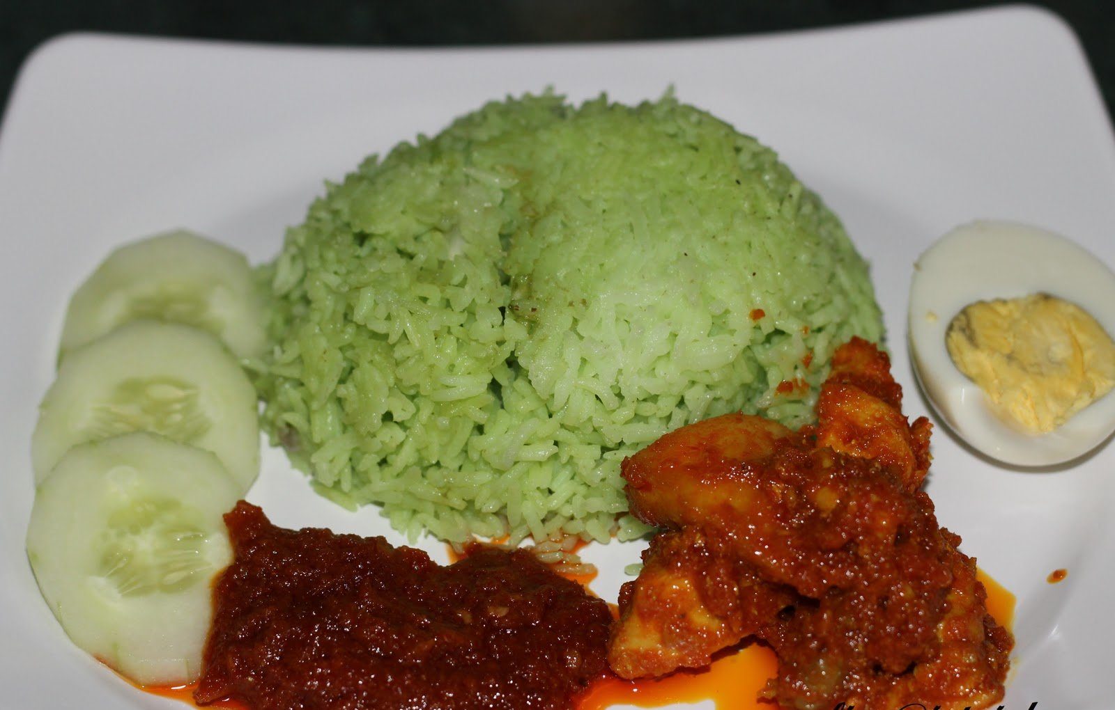 Nasi Lemak Pandan Dahlia's Kitchen - Daily Makan