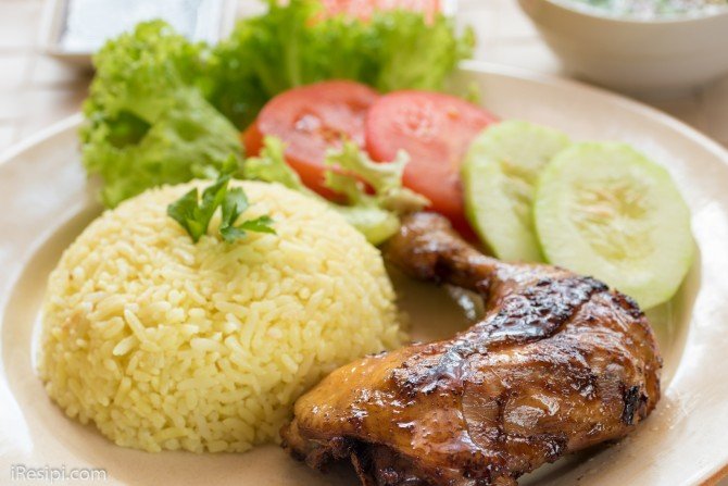Nasi Ayam Legend - Daily Makan