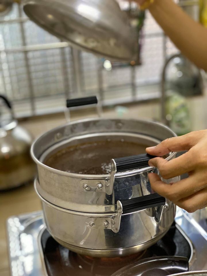 Kek Oreo Kukus Ini Guna '2 Bahan' Sahaja Dengan Bajet 