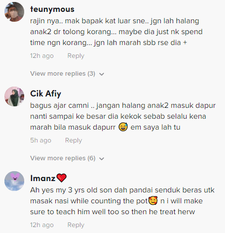 DUA BERADIK DI DAPUR