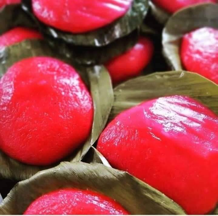 Kuih Pulut Merah Inti Kacang