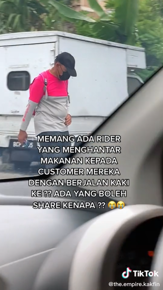 jumpa abang foodpanda yang berjalan kaki