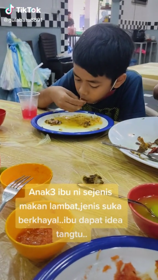 MAKAN LAMBAT