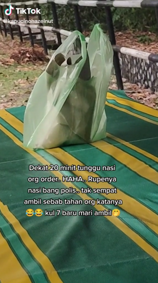 PESAN NASI BUNGKUS