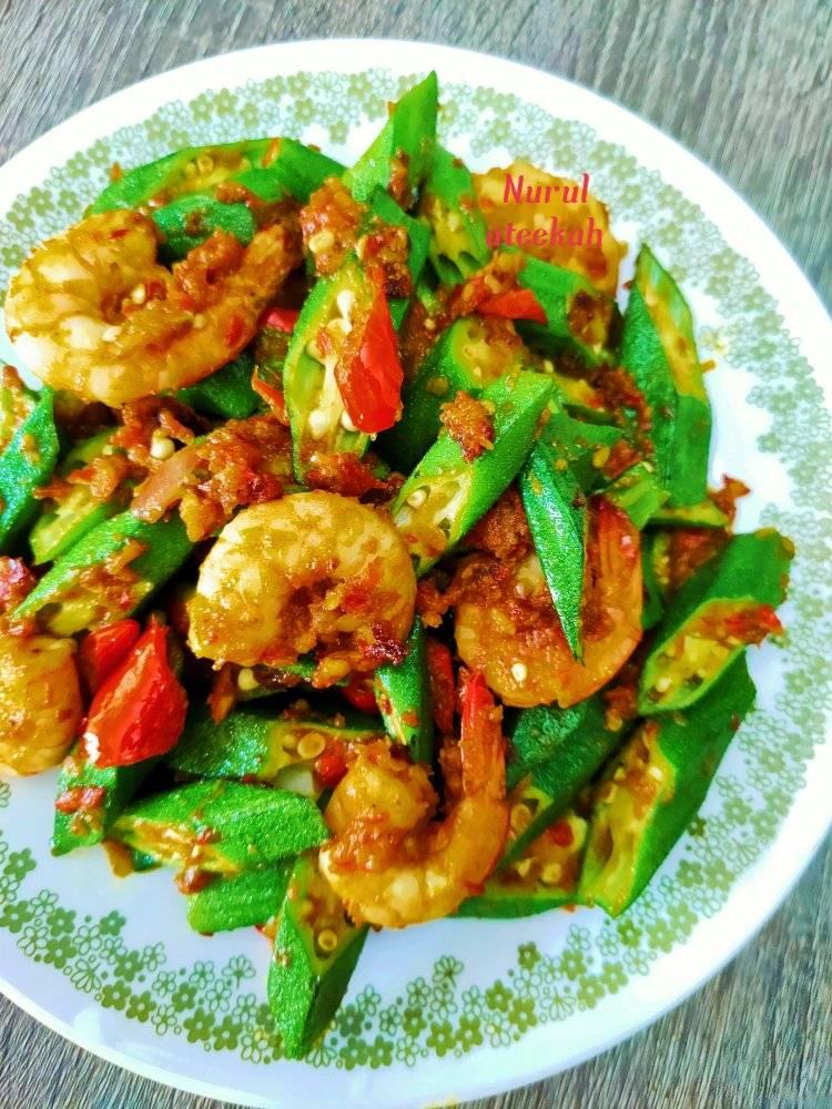 Bendi Goreng Tumis Belacan Bersama Udang