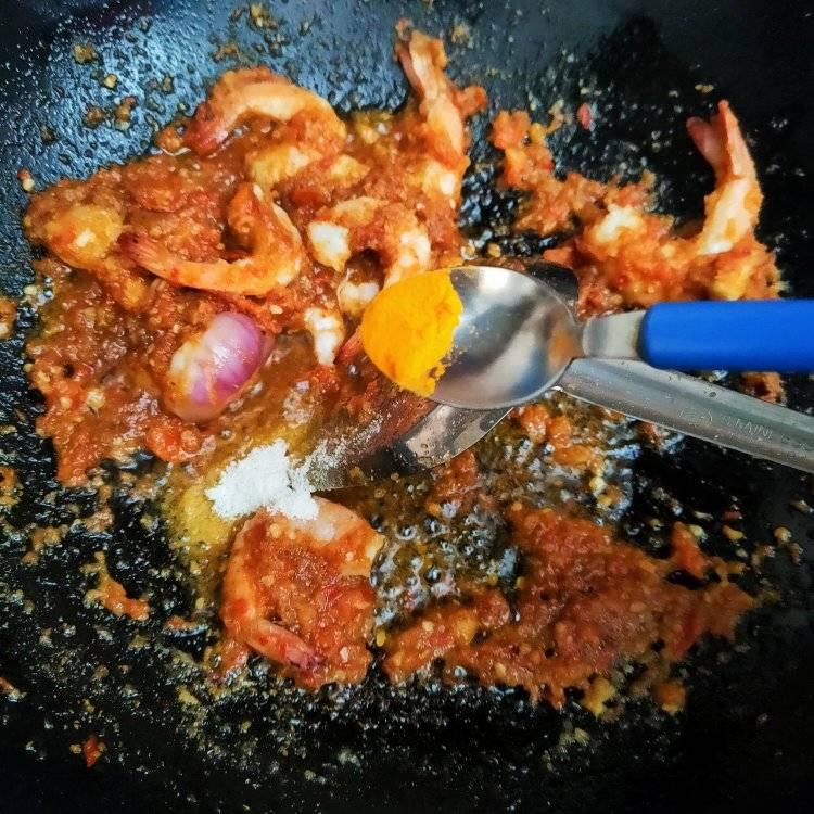 Bendi Goreng Tumis Belacan Bersama Udang