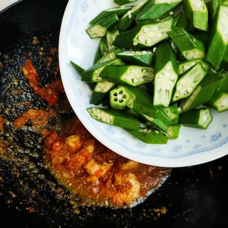 Bendi Goreng Tumis Belacan Bersama Udang