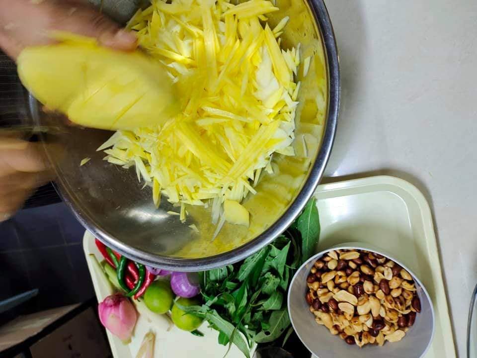 KERABU MANGGA ALA THAI