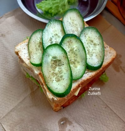 Sandwich Inti Tebal