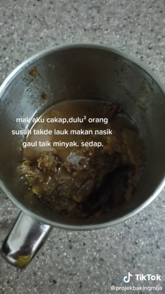 TAHI MINYAK