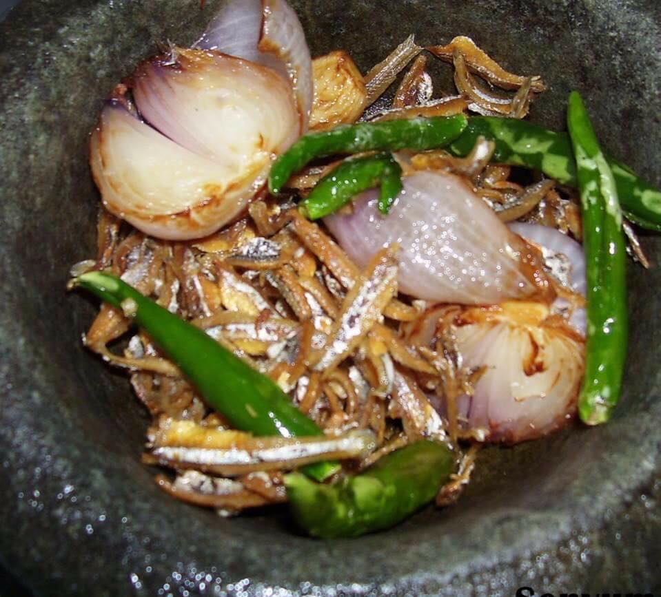 ayam goreng lada hitam