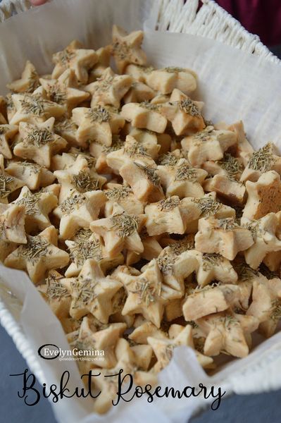 BISKUT ROSEMARY