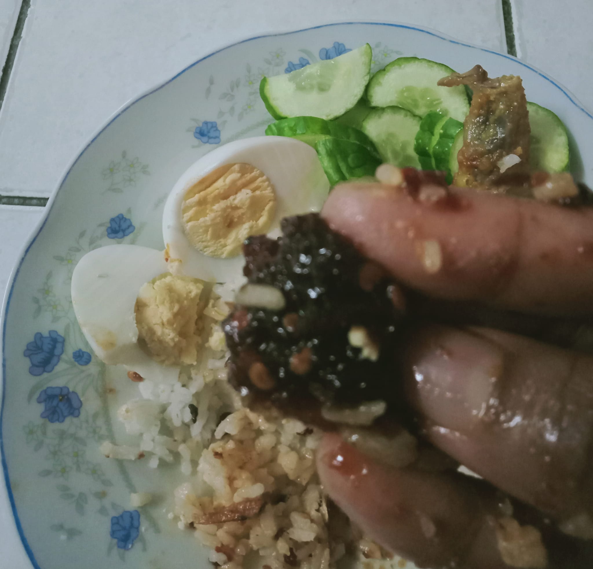 sambal nasi lemak kesukaan