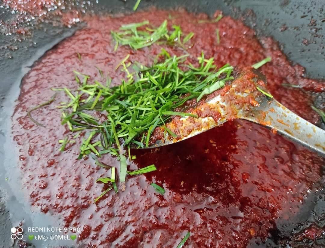 Ikan Pari Bakar Berempah Bungkus Daun Pisang