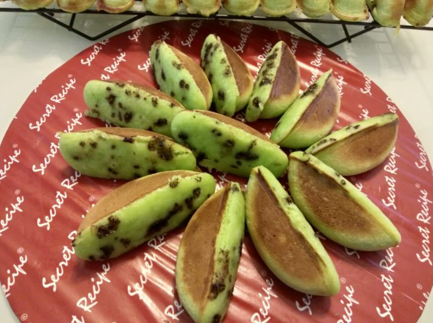 kuih pukis