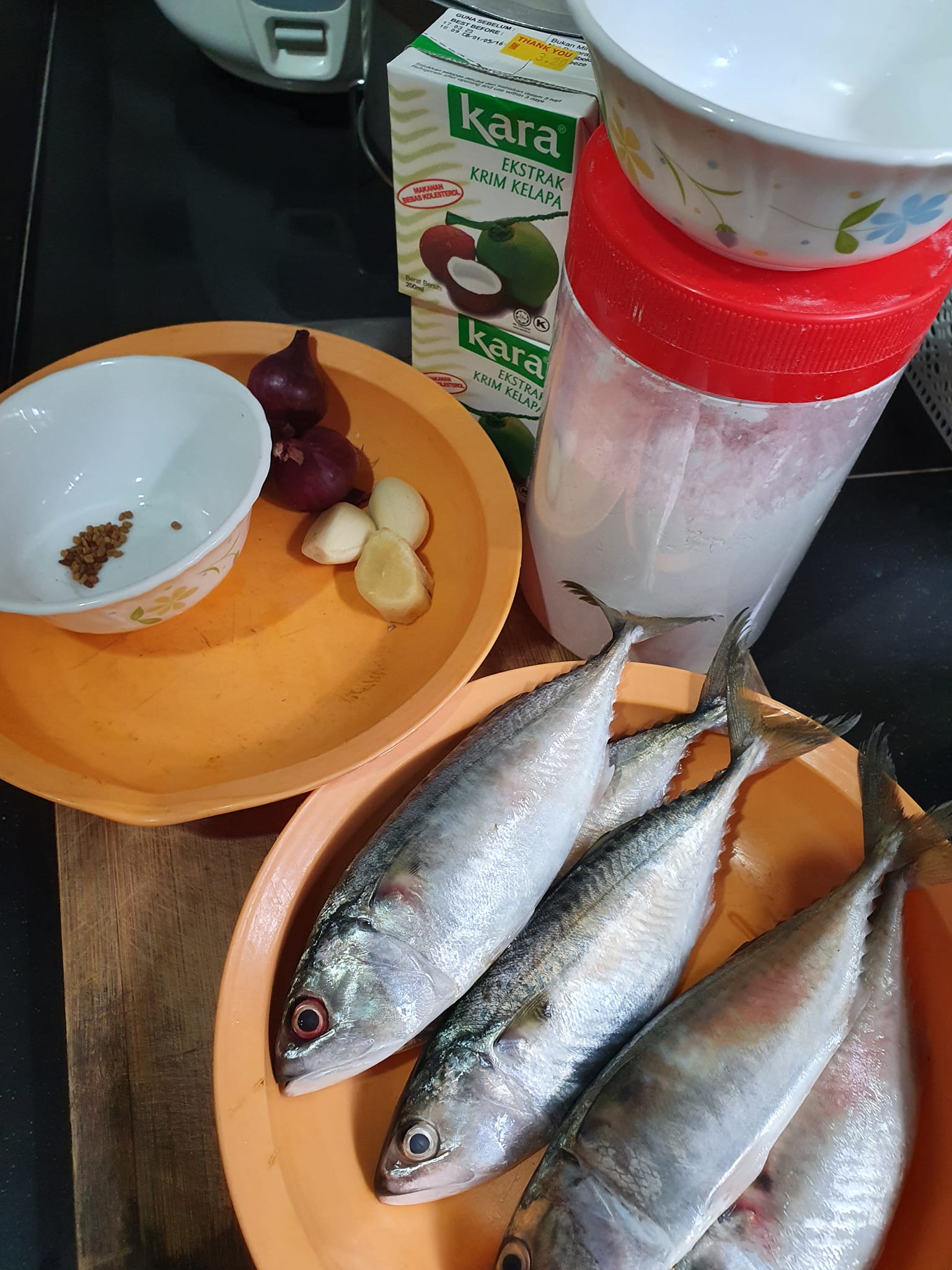 Koleh Lemak Dan Sambal Ikan