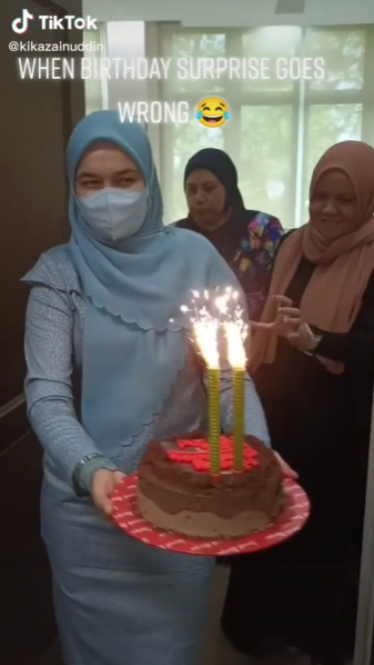 Buat Birthday Surprise Kawan Kerja