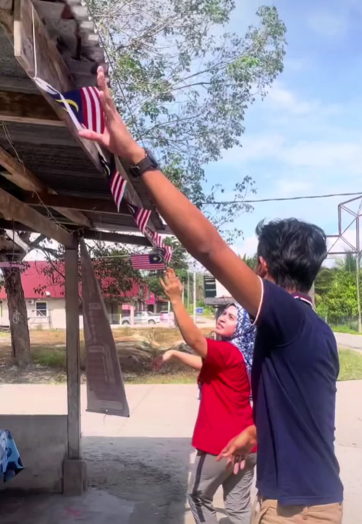 banner free untuk warung kampung