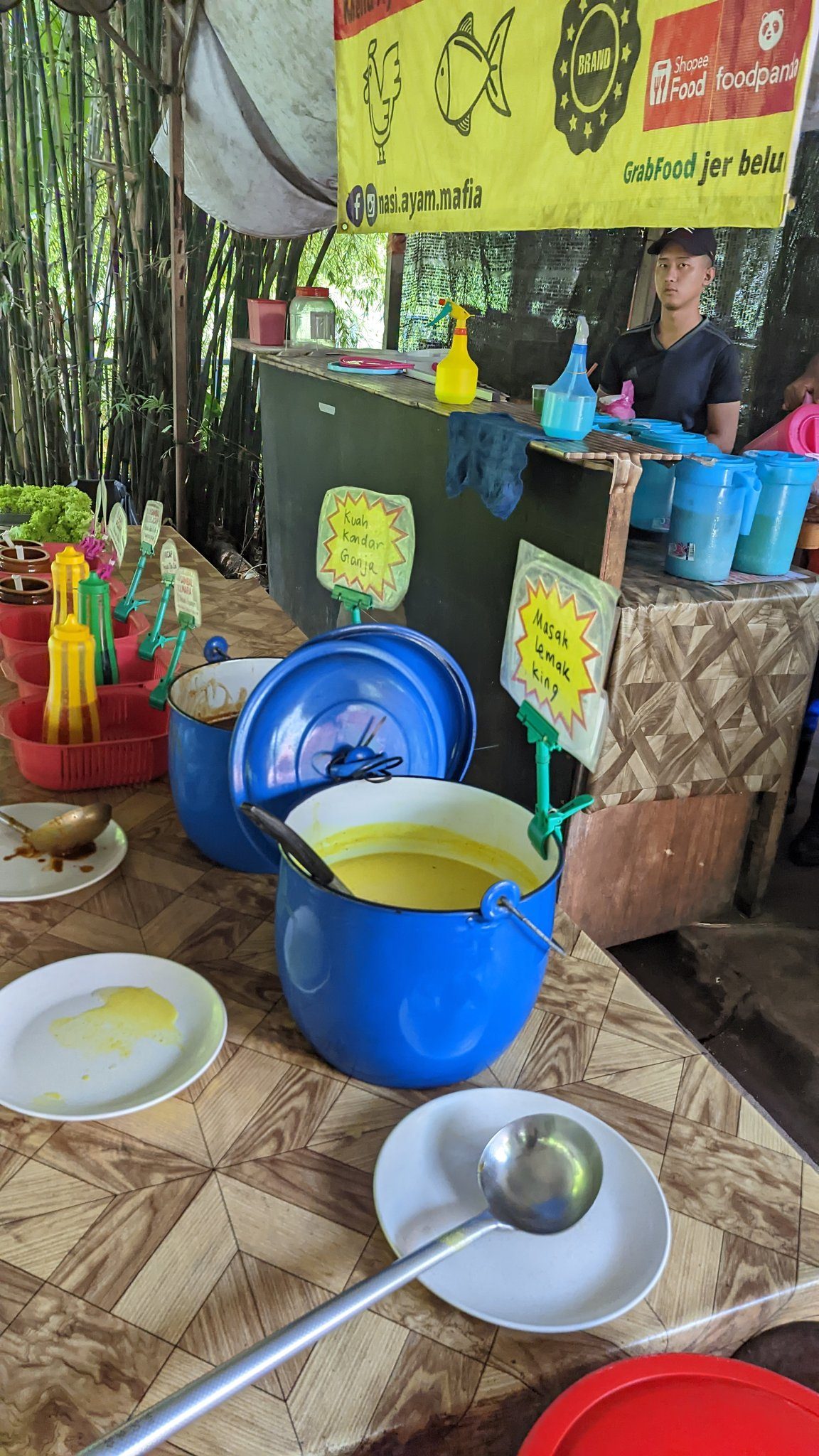 cara restoran nasi ayam mafia layan pelanggan