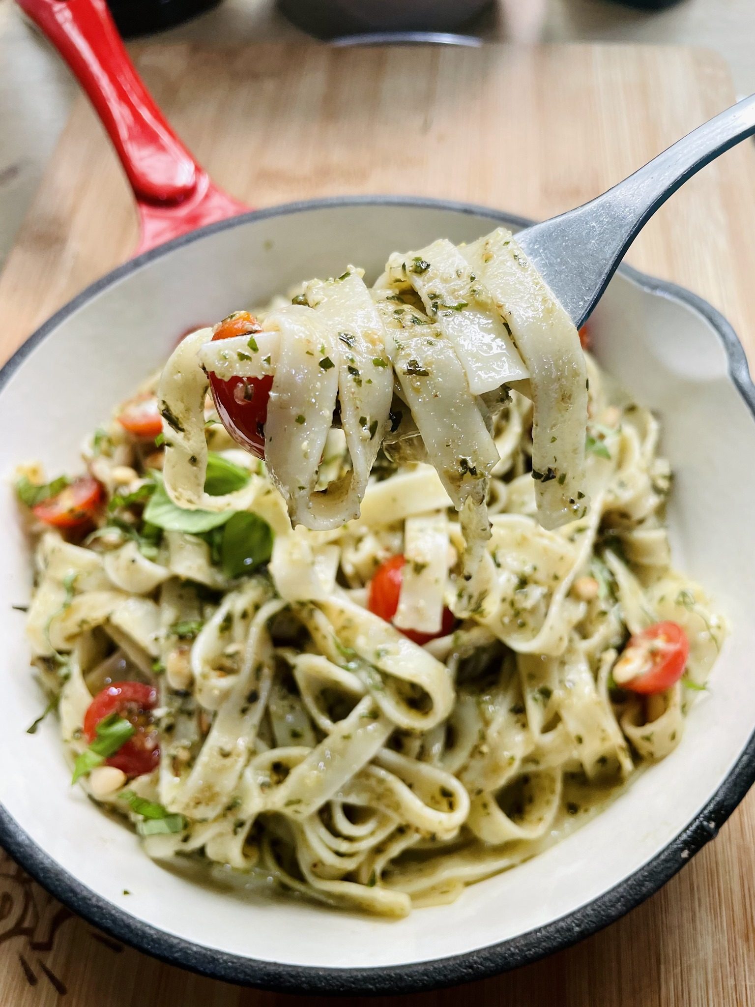 fettucini bersama sos pesto