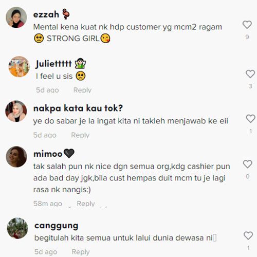 pelanggan hempas duit masa bayar