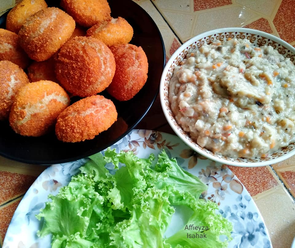 Thai Bread Creamy Chicken