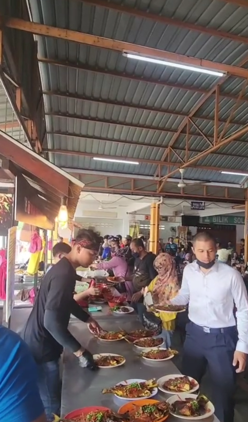 nasi putih percuma