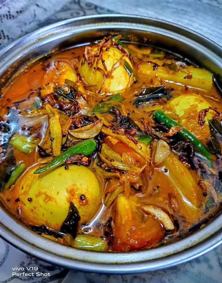 kari telur campur ikan bilis tumis darat