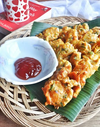 cucur udang geragau