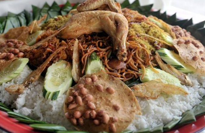 Nasi Ambeng makanan warisan negeri Selangor