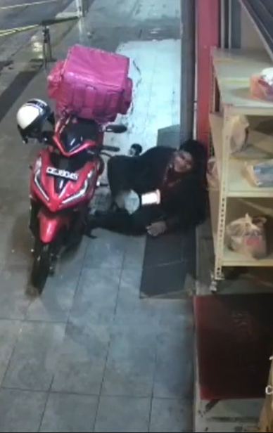 Rider Foodpanda Ditimpa Kejadian Malang