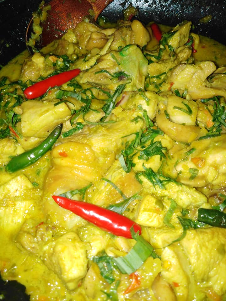 rendang ayam pedas