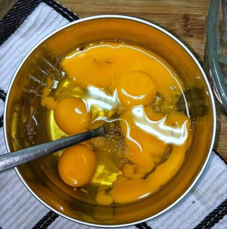 kerabu telur dadar ala Thai