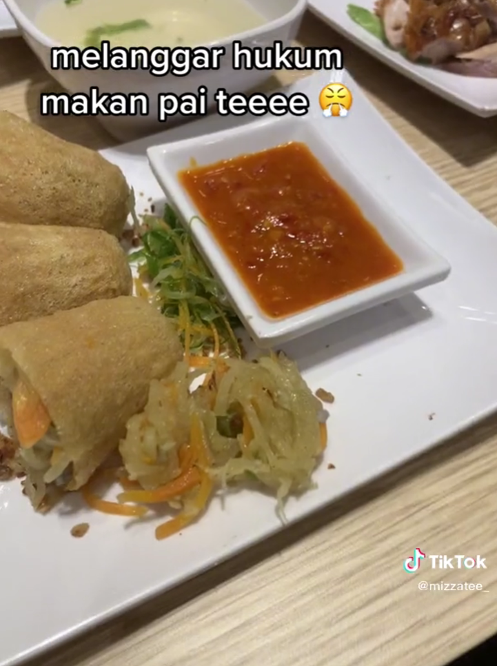 Makan Pai Tee Buang Sayur