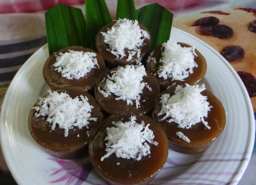 Kuih Gula Lompang Merah