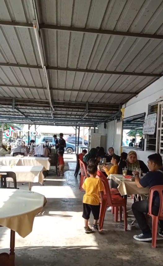 OKU berjaya buka kedai western