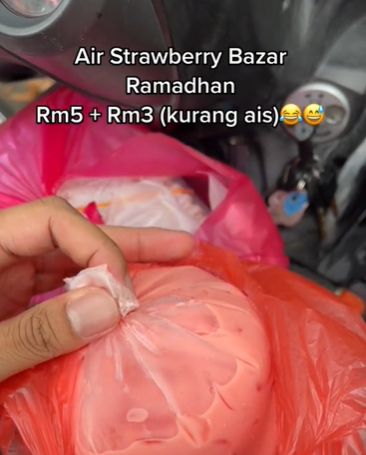 Air strawberi