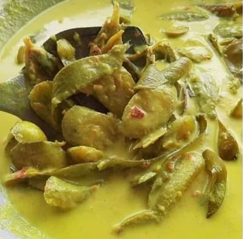 Pisang Muda Masak Lemak