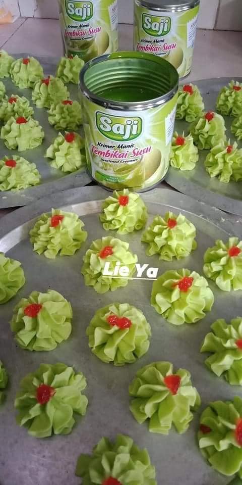 Kuih Semperit Berperisa