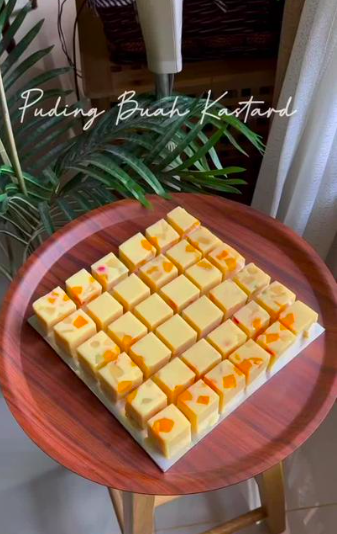 Puding Buah Kastard