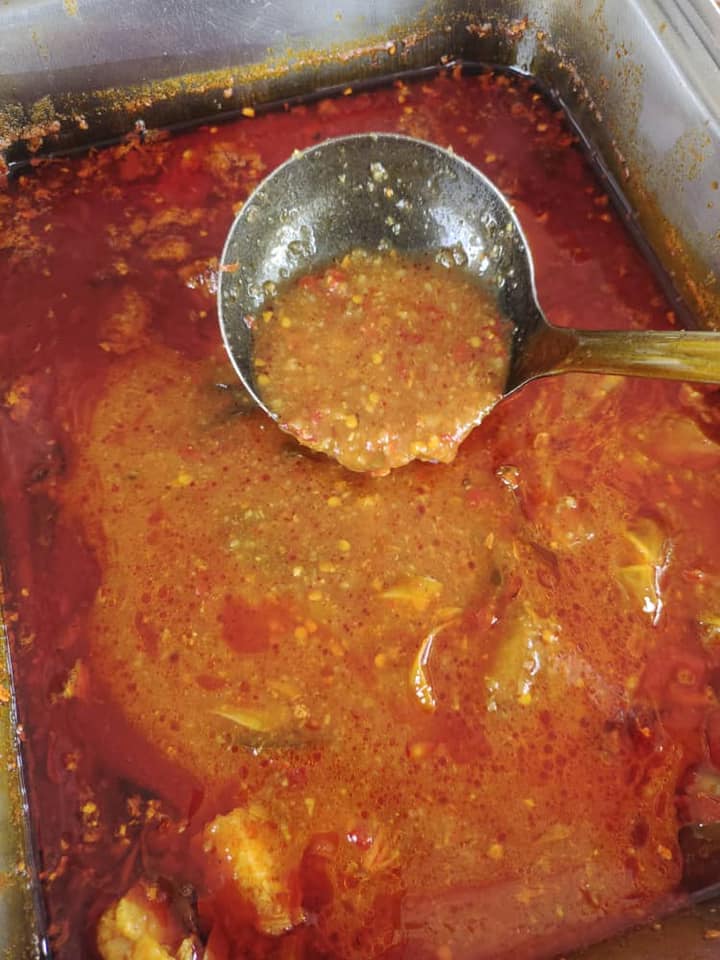 Asam Pedas Ayam Menantu Hantu