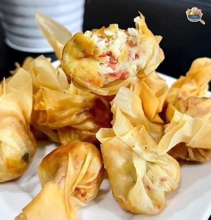 Crab Rangoon