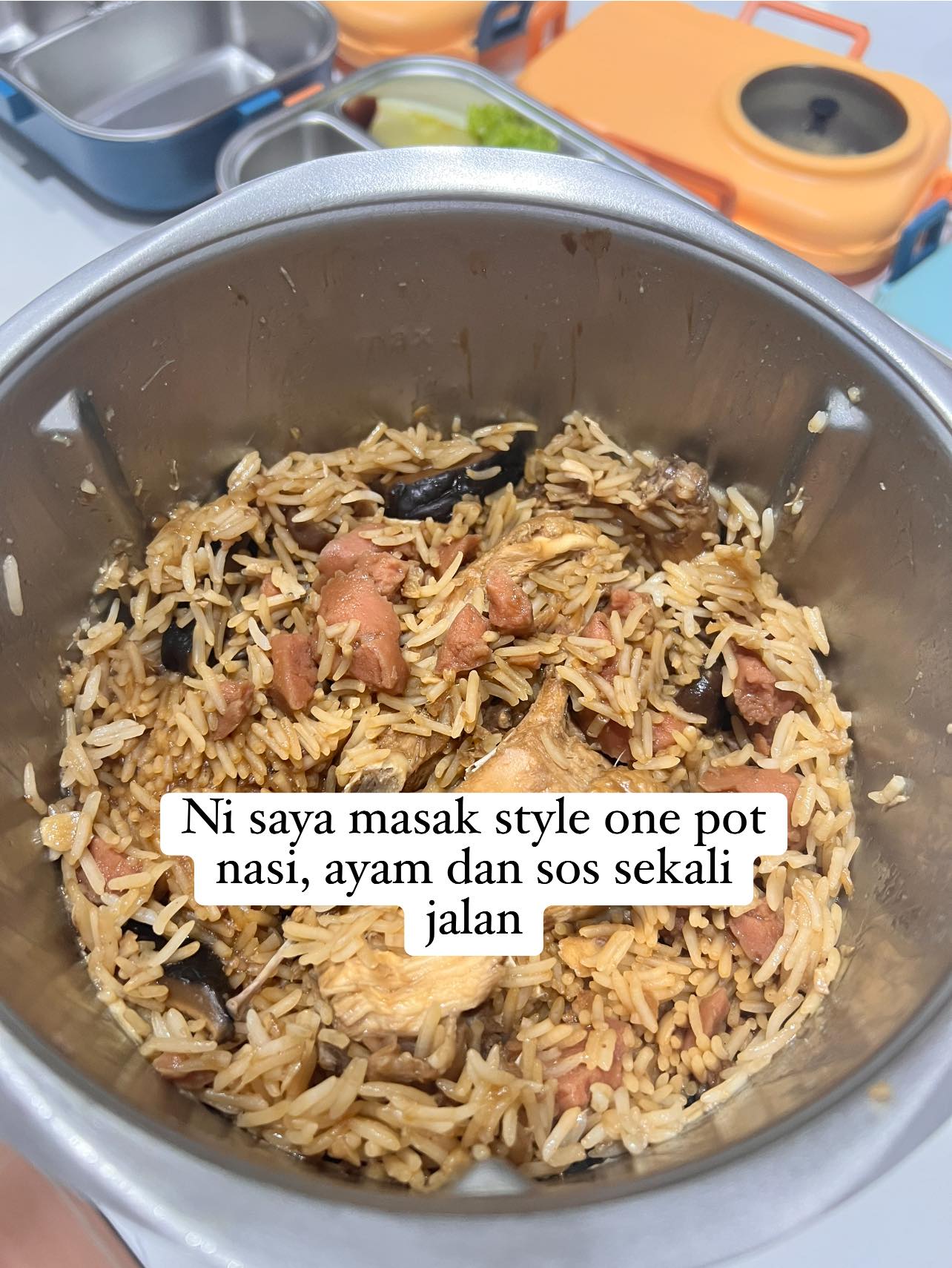 nasi ayam claypot versi halal