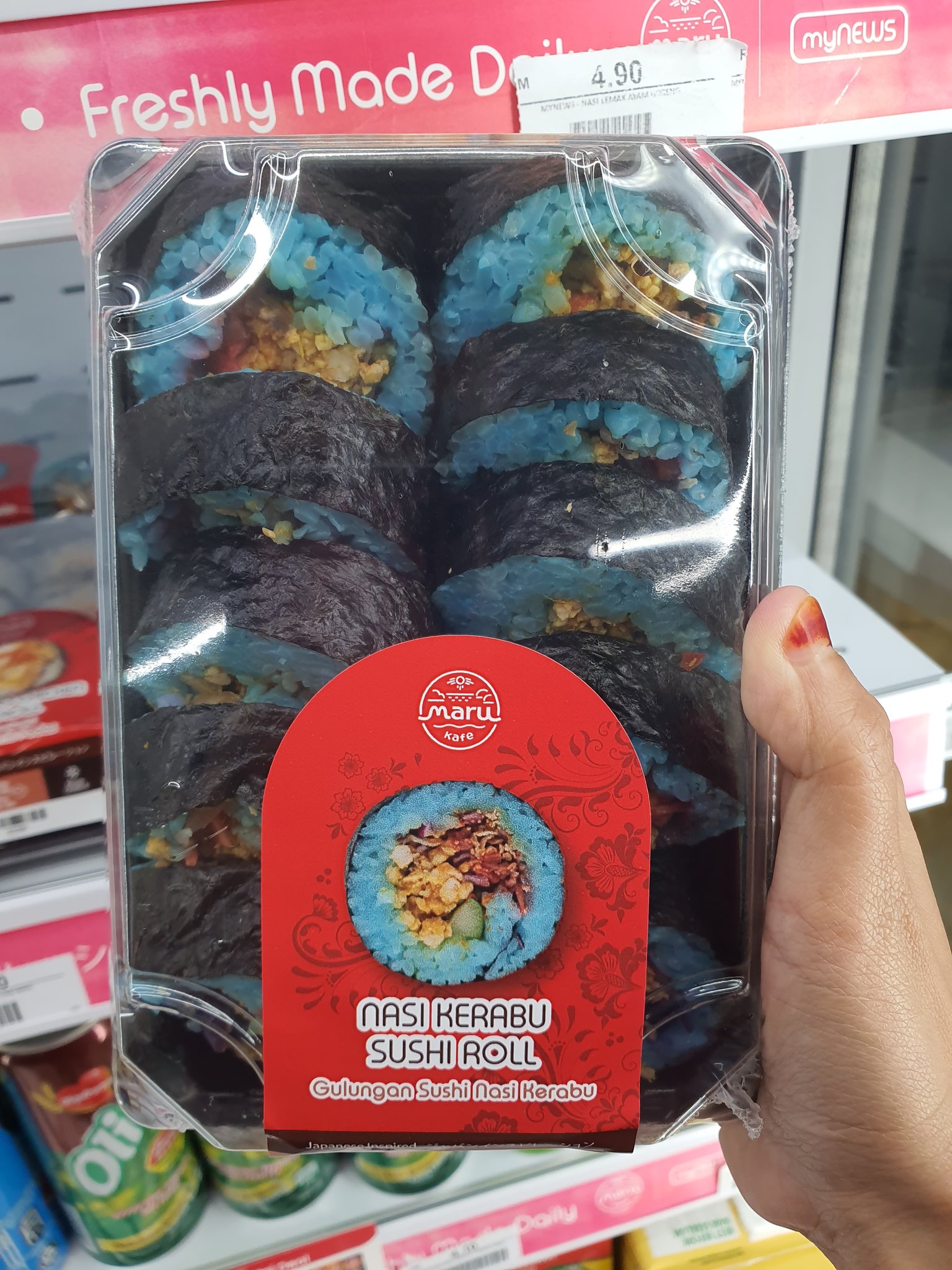 Nasi Kerabu Sushi Roll