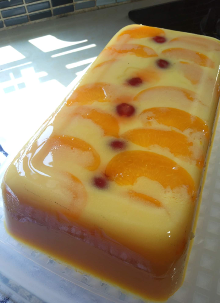 puding buah peach