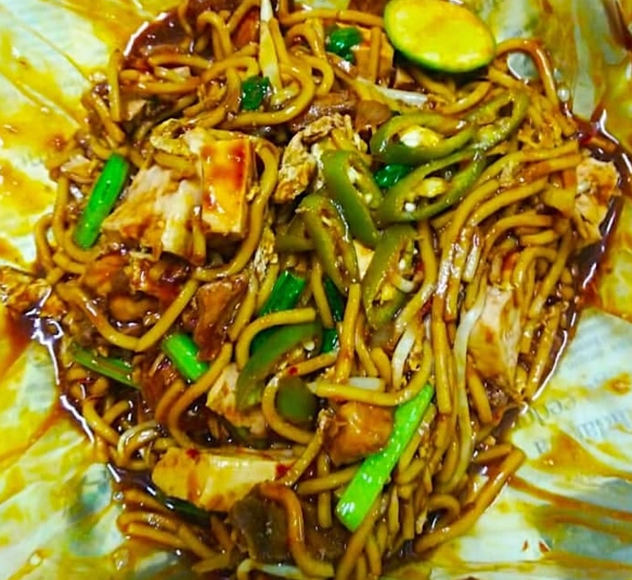 Mi Goreng Basah Bungkus Surat Khabar