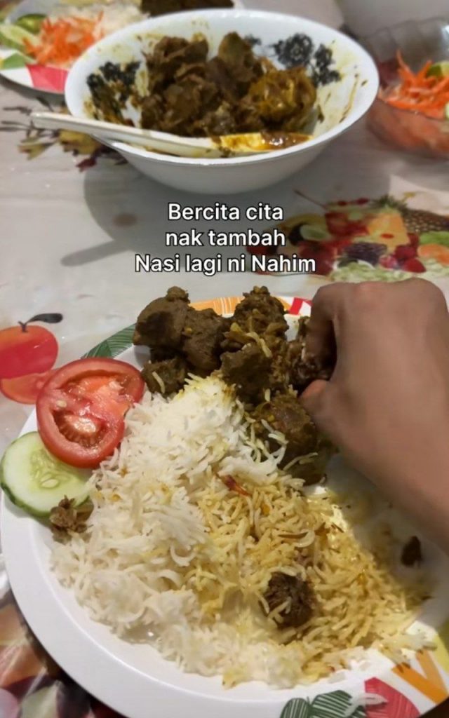 Buka Puasa Di Rumah Kawan Bangladesh