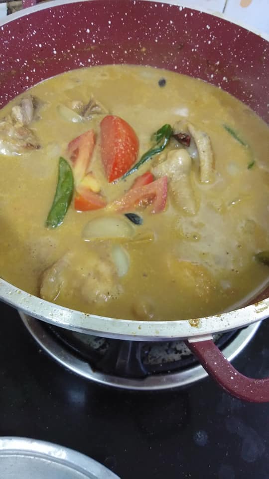 Ayam Masak Kurma Pekat